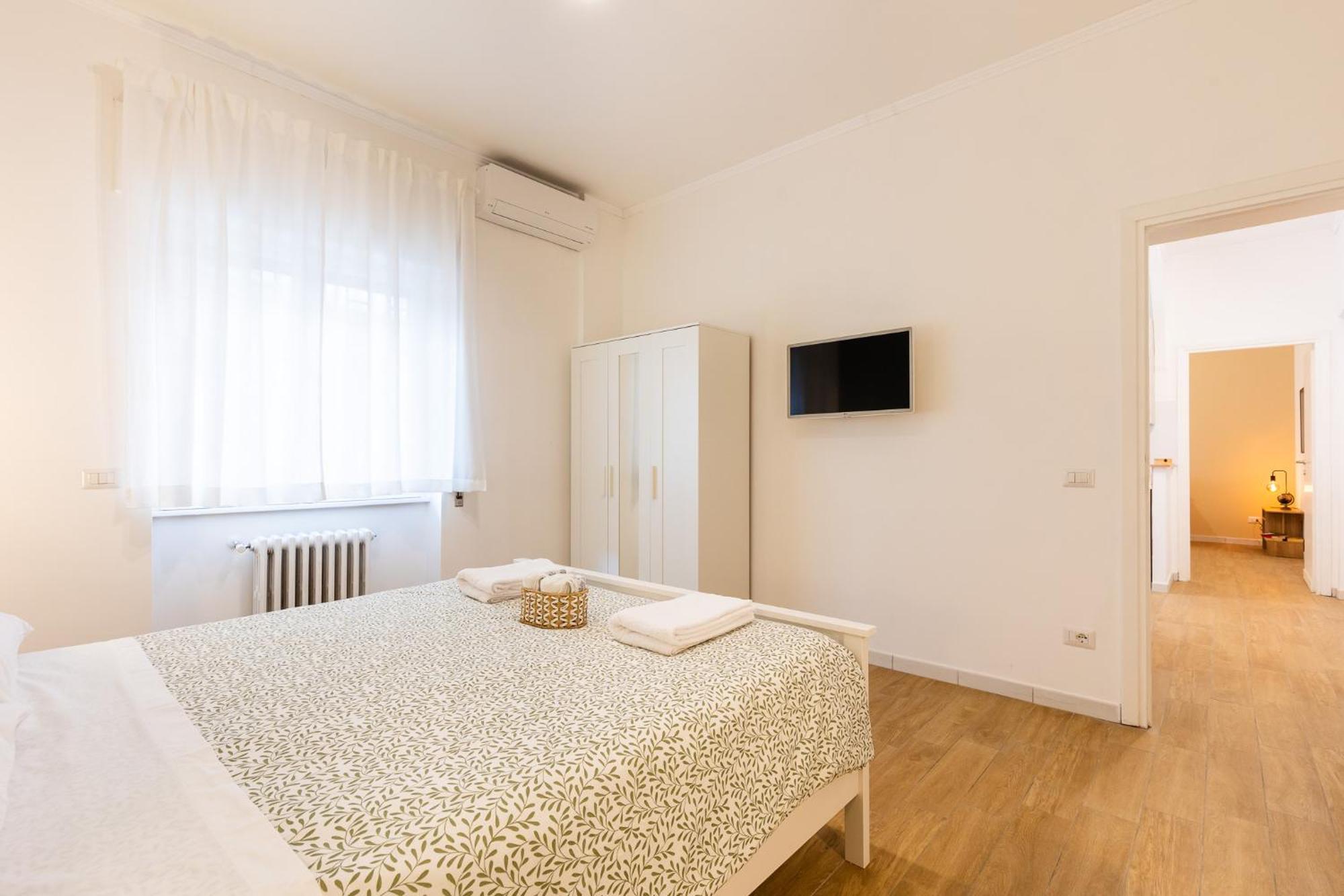 Gemelli Di Fausto, Intera Casa Rom